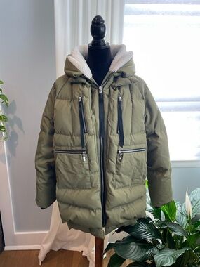 Orolay 092 Universe® Women's Thickened Down Jacket in Green Size Large